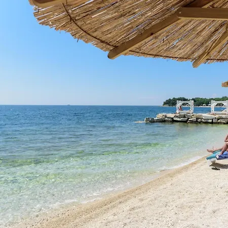 Pelizzar Near Vrsar فيلة Gradina (Vrsar)