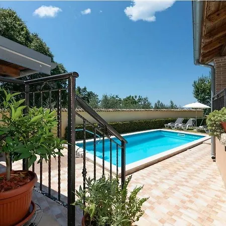 Pelizzar Near Vrsar Villa Gradina (Vrsar)