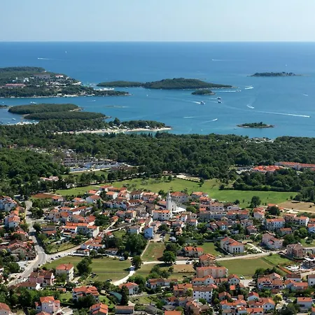 Pelizzar Near Vrsar Villa